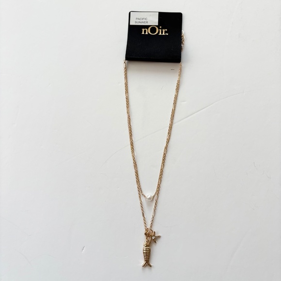 Noir NYC pacific Sun charm pendant necklace - Picture 2 of 5
